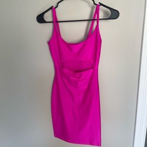 Keyhole bodycon dress